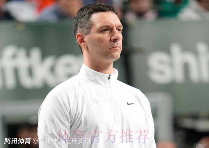 戴格诺特:阿德巴约极其擅长换防外线,切特更适合镇守禁区 戴格诺特:阿德巴约极其擅长换防外线,切特更适合镇守禁区