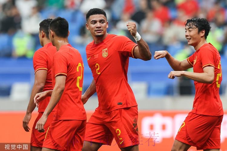 中国男足友谊赛2:0巴勒斯坦队 蒋光太国家队首球 中国男足友谊赛2:0巴勒斯坦队 蒋光太国家队首球