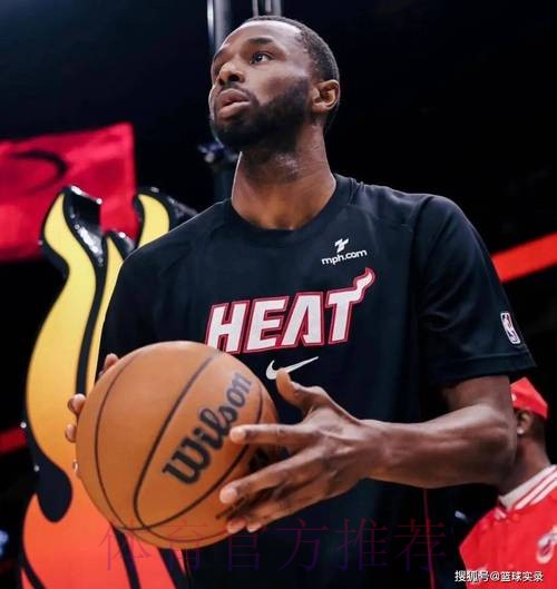 威金斯:赛季漫长,我们必须坚持下去,保持团结&继续战斗 威金斯:赛季漫长,我们必须坚持下去,保持团结&继续战斗